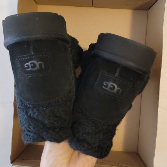 UGG Classic Mini Chunky Cable Knit Boots Womens 7 Boho Whimsygoth Cozy - Picture 6 of 12